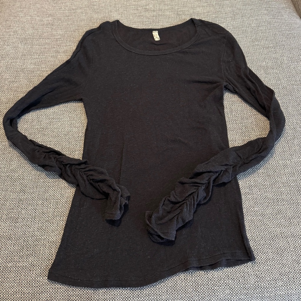Free People Black Long Sleeve Tee